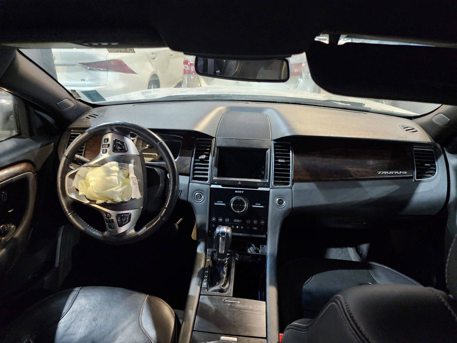 2019 FORD TAURUS — 155091 Miles — Lot 215487 — Al Quoz - Marhaba Auctions Used Cars - Image 8