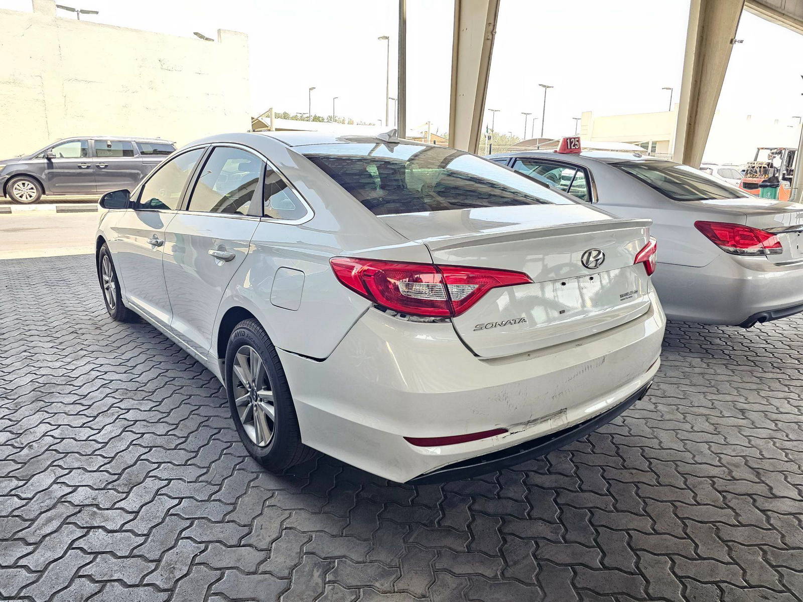 HYUNDAI SONATA 2015 - Marhaba Auction Used Cars - Image 5