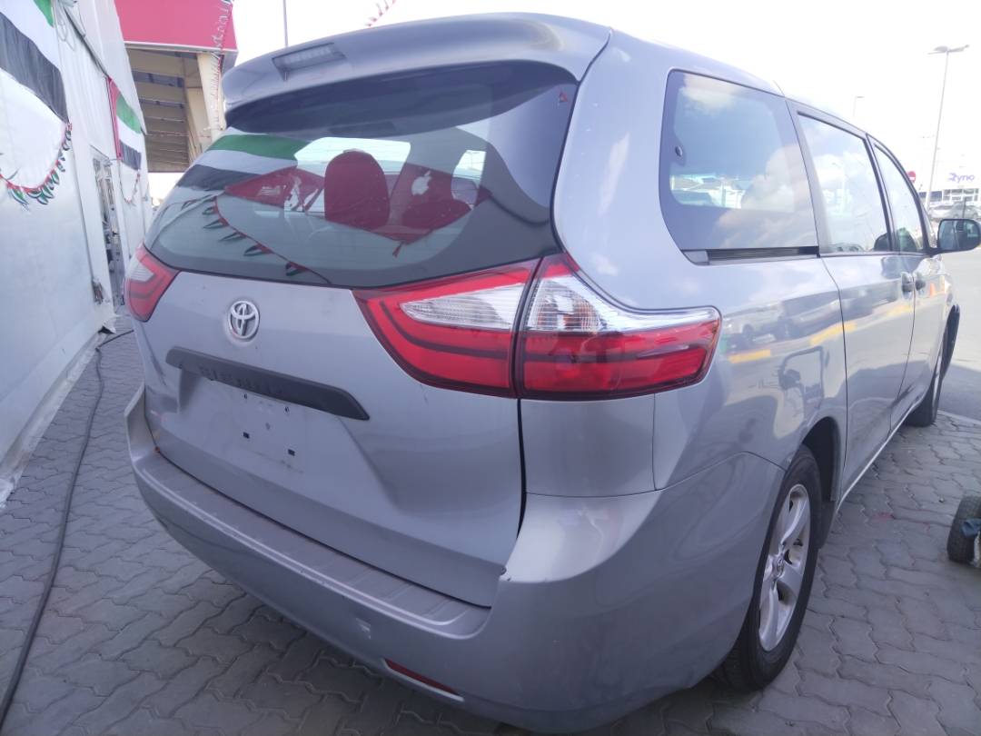 2015 TOYOTA SIENNA — 90038 Miles — Lot 68971753 - Marhaba Auctions Used Cars - Image 4