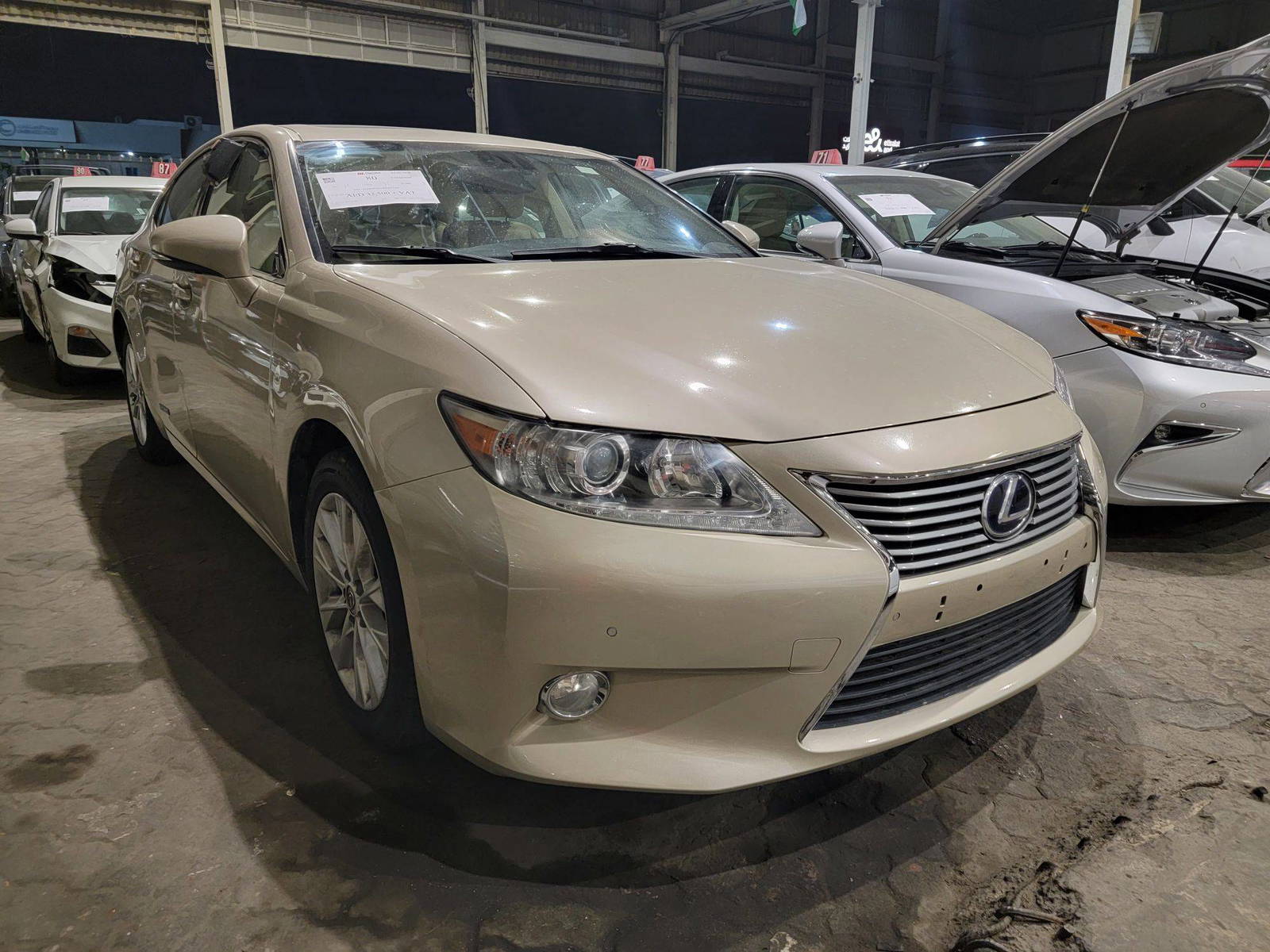 LEXUS ES 300H 2013 - Marhaba Auction Used Cars - Image 4