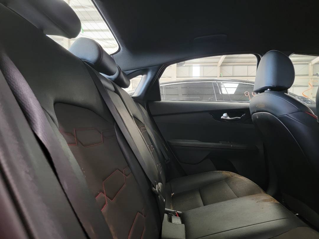 2021 KIA FORTE — 70110 Miles — Lot 65411623 - Marhaba Auctions Used Cars - Image 5