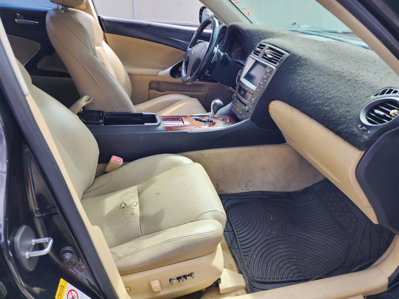 2006 LEXUS IS 250 — 224992 Miles — Lot 37740765 - Marhaba Auctions Used Cars - Image 10