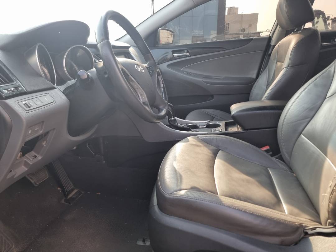 2011 HYUNDAI SONATA — 144140 Miles — Lot 125487 — Ind. 12 - Marhaba Auctions Used Cars - Image 6