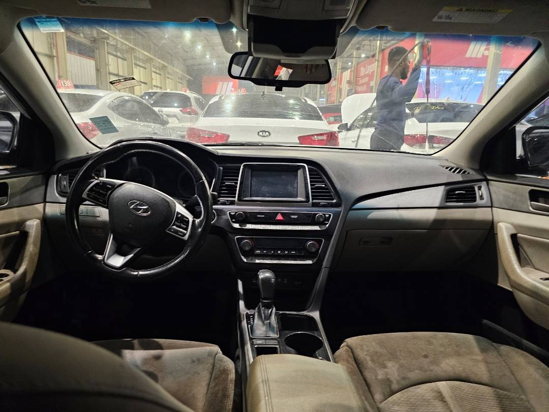 2019 HYUNDAI SONATA — 183477 Miles — Lot 68626015 — Main - Marhaba Auctions Used Cars - Image 9