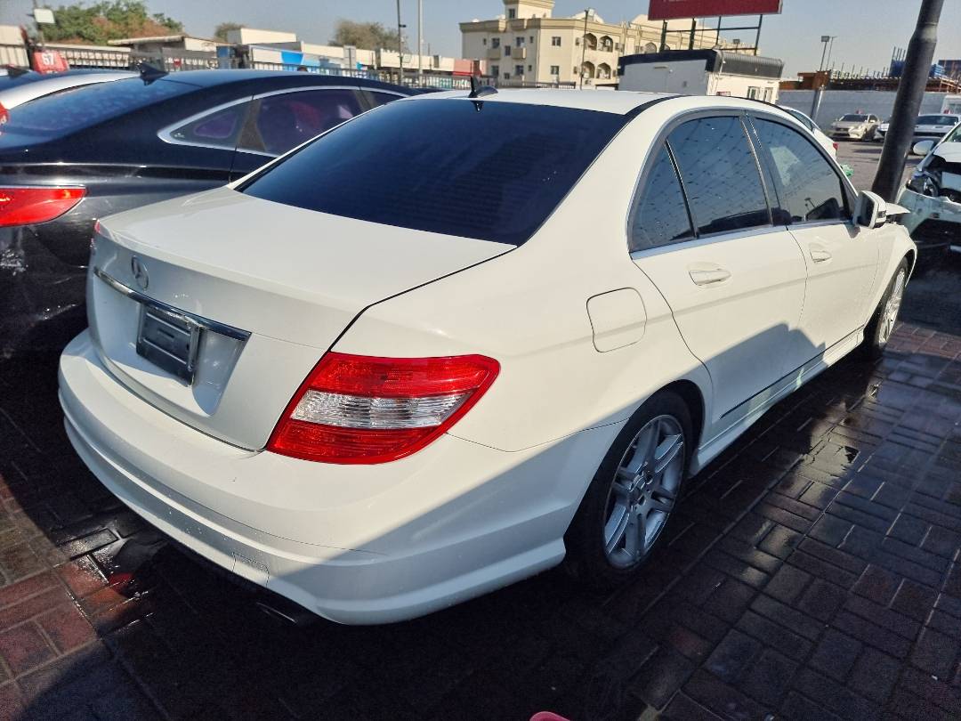 2011 MERCEDES BENZ C300 — 163825 Miles — Lot F635290 — Main - Marhaba Auctions Used Cars - Image 4