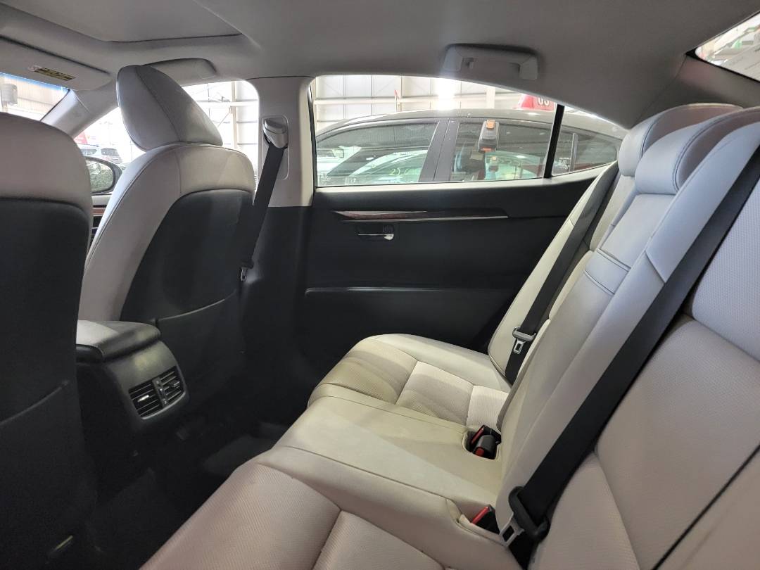 2014 LEXUS ES 350 — 106496 Miles — Lot 1GG1E2100758 — Main - Marhaba Auctions Used Cars - Image 7