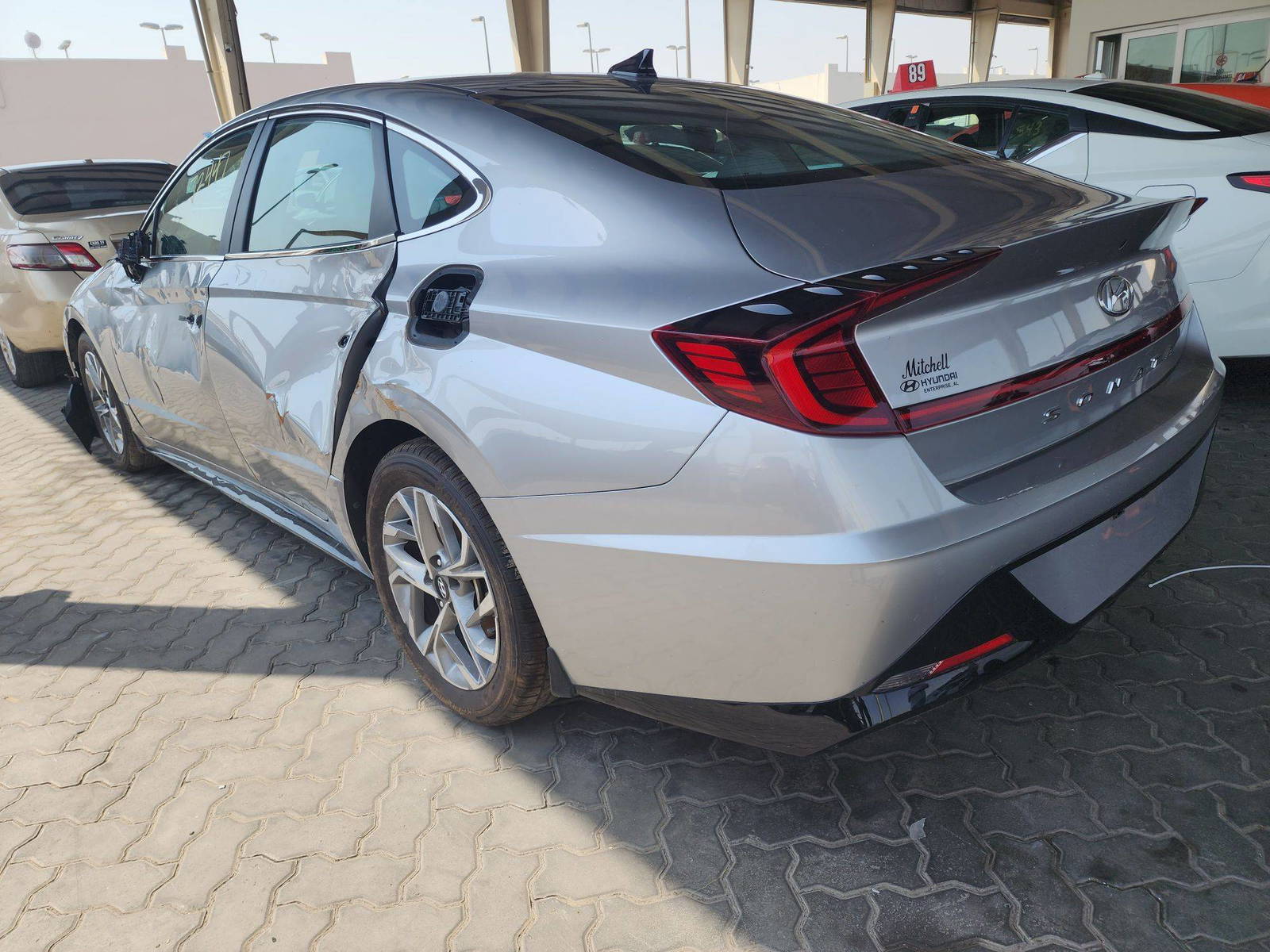 2020 HYUNDAI SONATA — 72447 Miles — Lot 39867514 — Souq - Marhaba Auctions Used Cars - Image 6