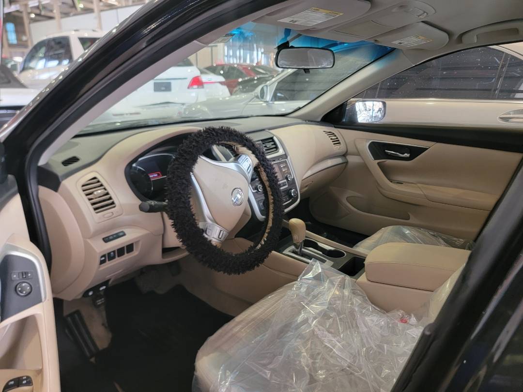 2017 NISSAN ALTIMA — 236223 Miles — Lot HC201538 — Main - Marhaba Auctions Used Cars - Image 6