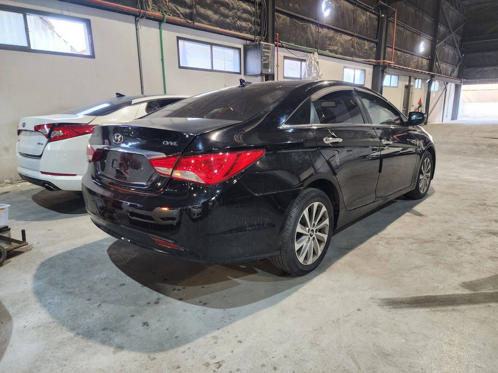 2014 HYUNDAI SONATA — 210774 KM — Lot 655199 — Al Quoz - Marhaba Auctions Used Cars - Image 5