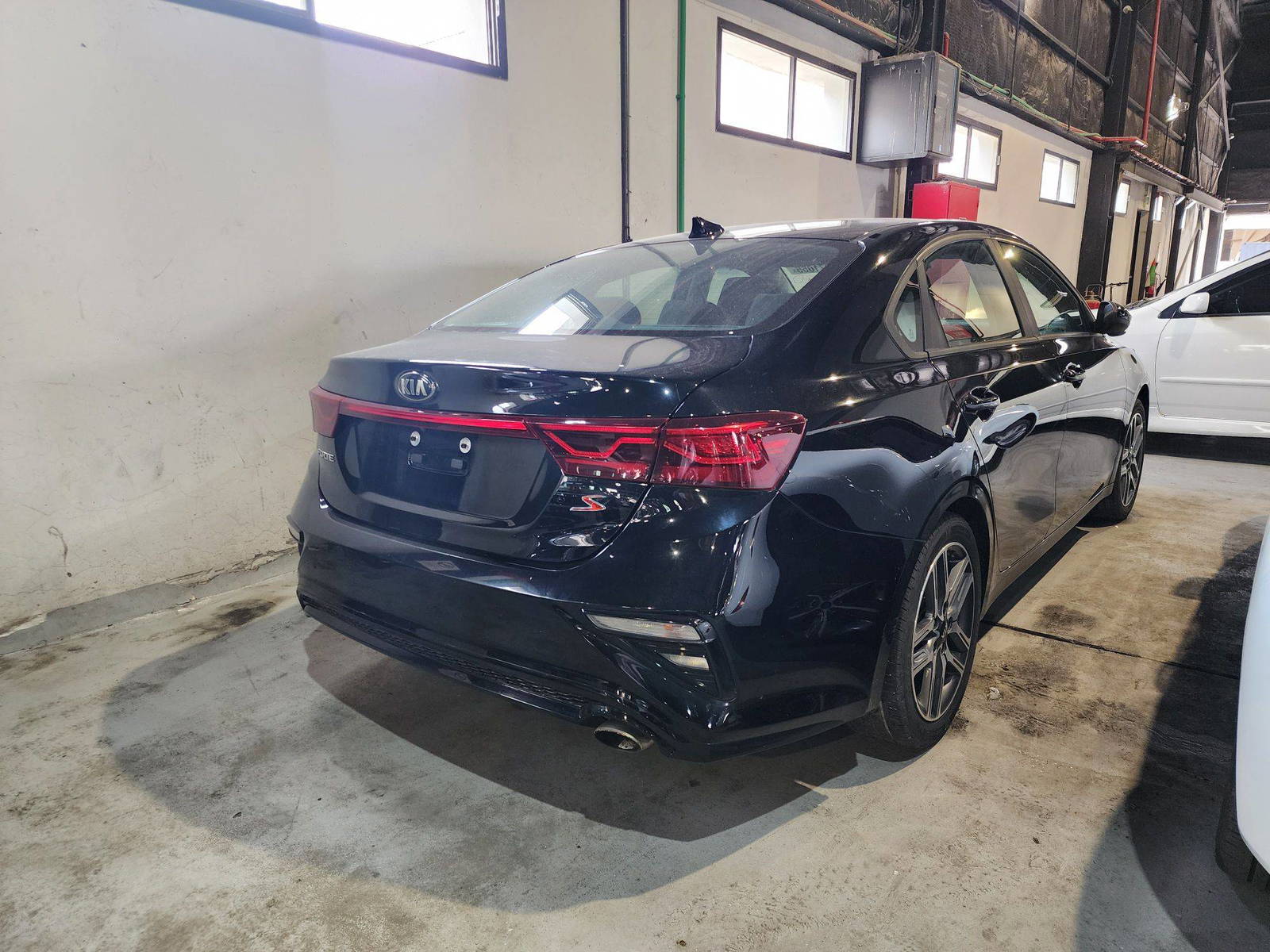 2019 KIA FORTE — 179549 Miles — Lot 46071055 — Main - Marhaba Auctions Used Cars - Image 4