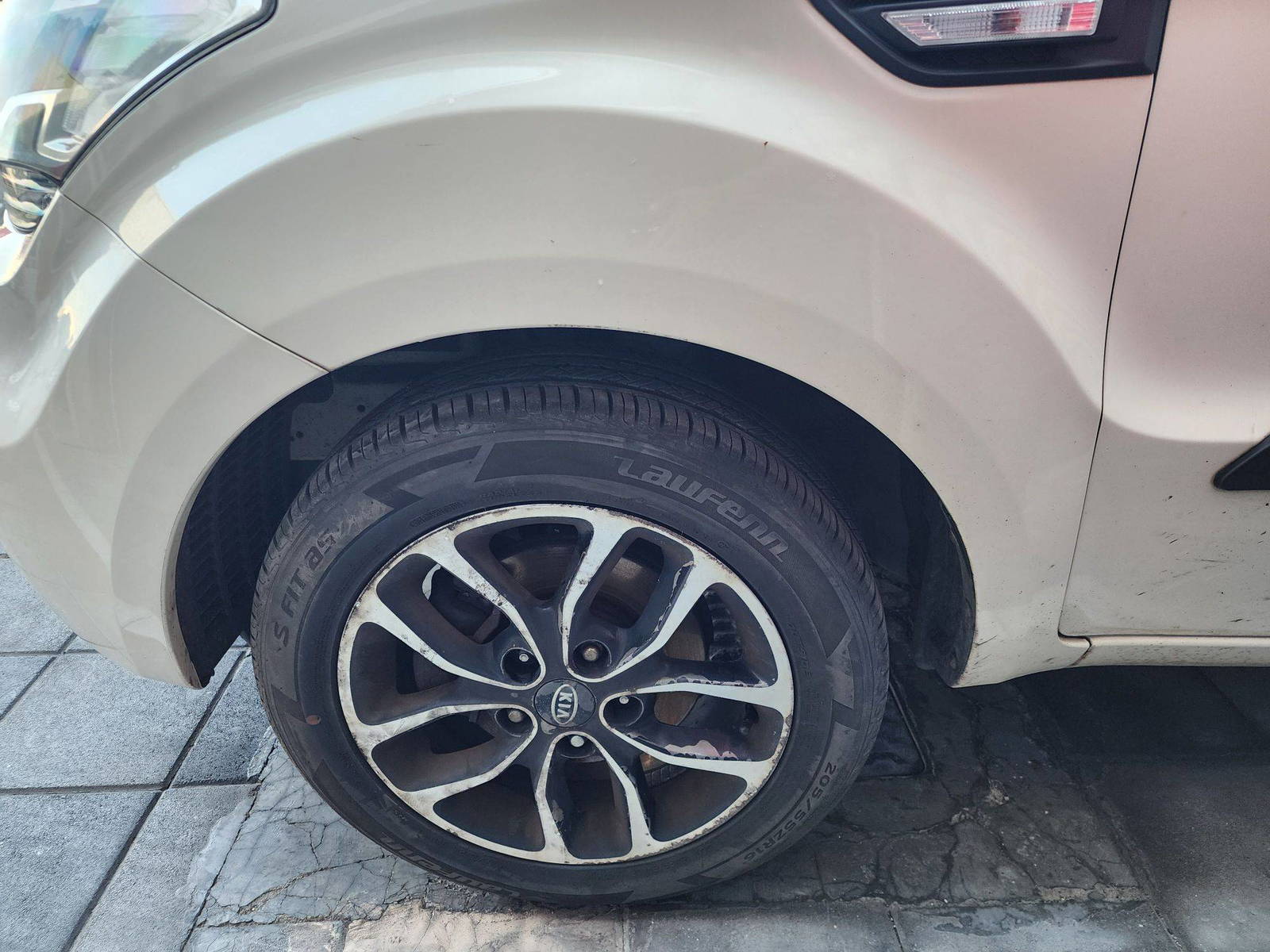2011 KIA SOUL — 246120 KM — Lot 255511 — Souq - Marhaba Auctions Used Cars - Image 11