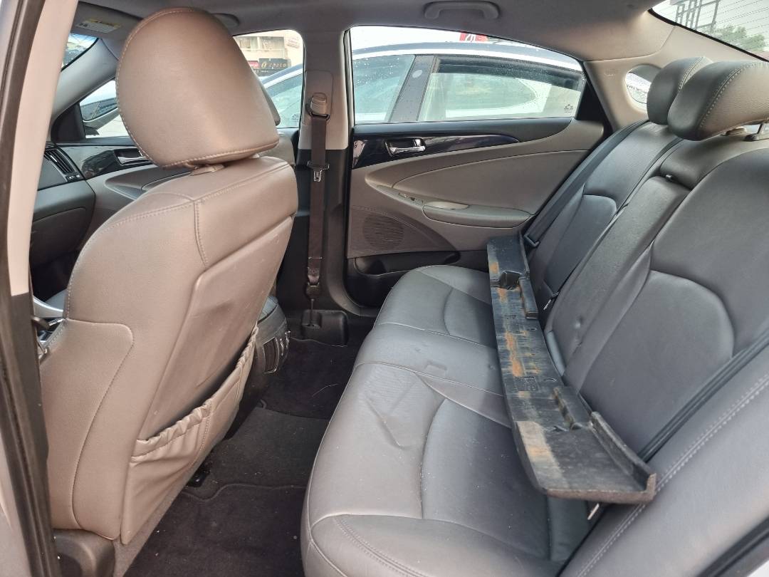 2011 HYUNDAI SONATA — 168254 Miles — Lot 83019074 — Ind. 12 - Marhaba Auctions Used Cars - Image 7