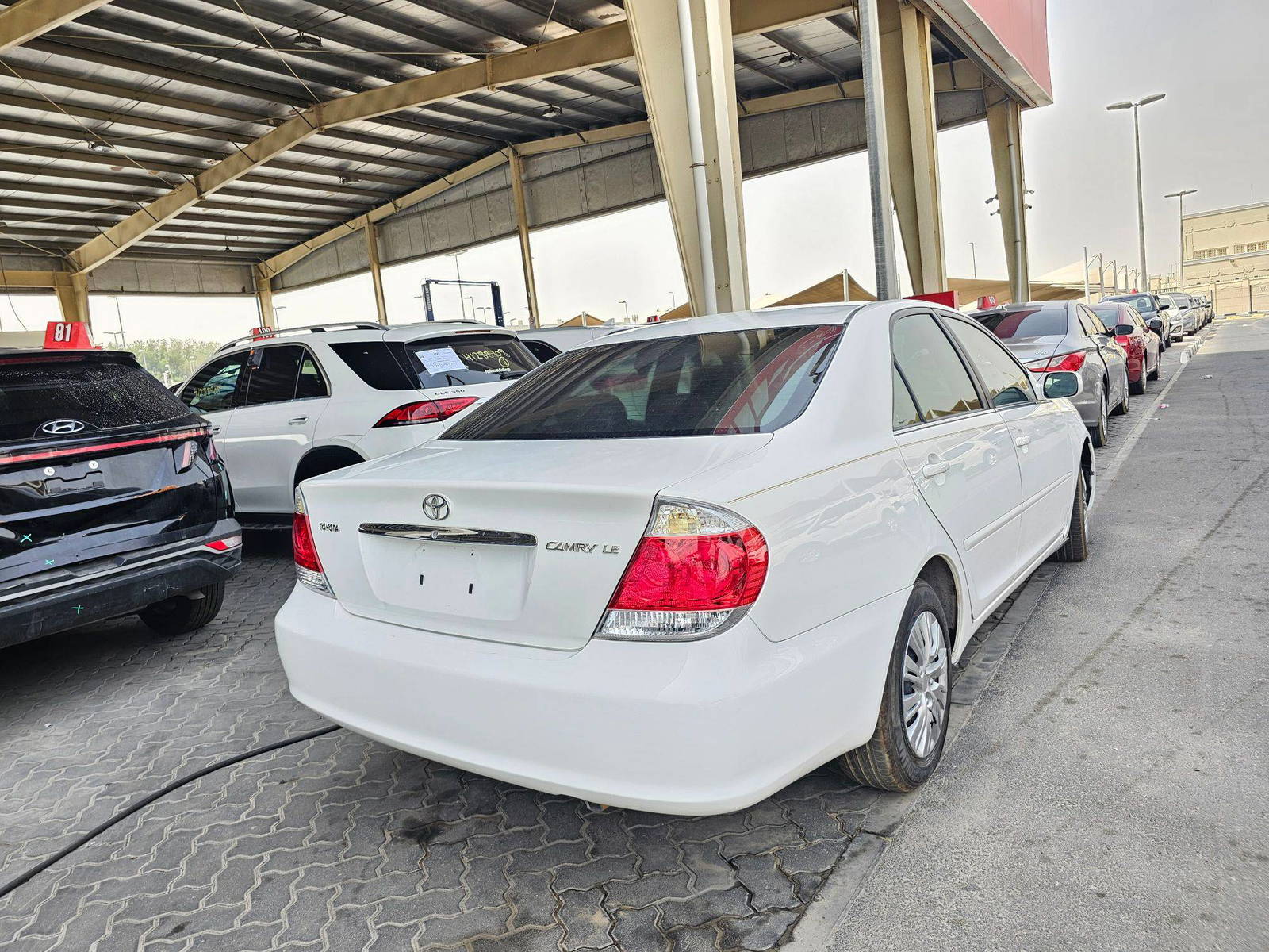 2005 TOYOTA CAMRY — 265289 Miles — Lot 25U610892 — Souq - Marhaba Auctions Used Cars - Image 3