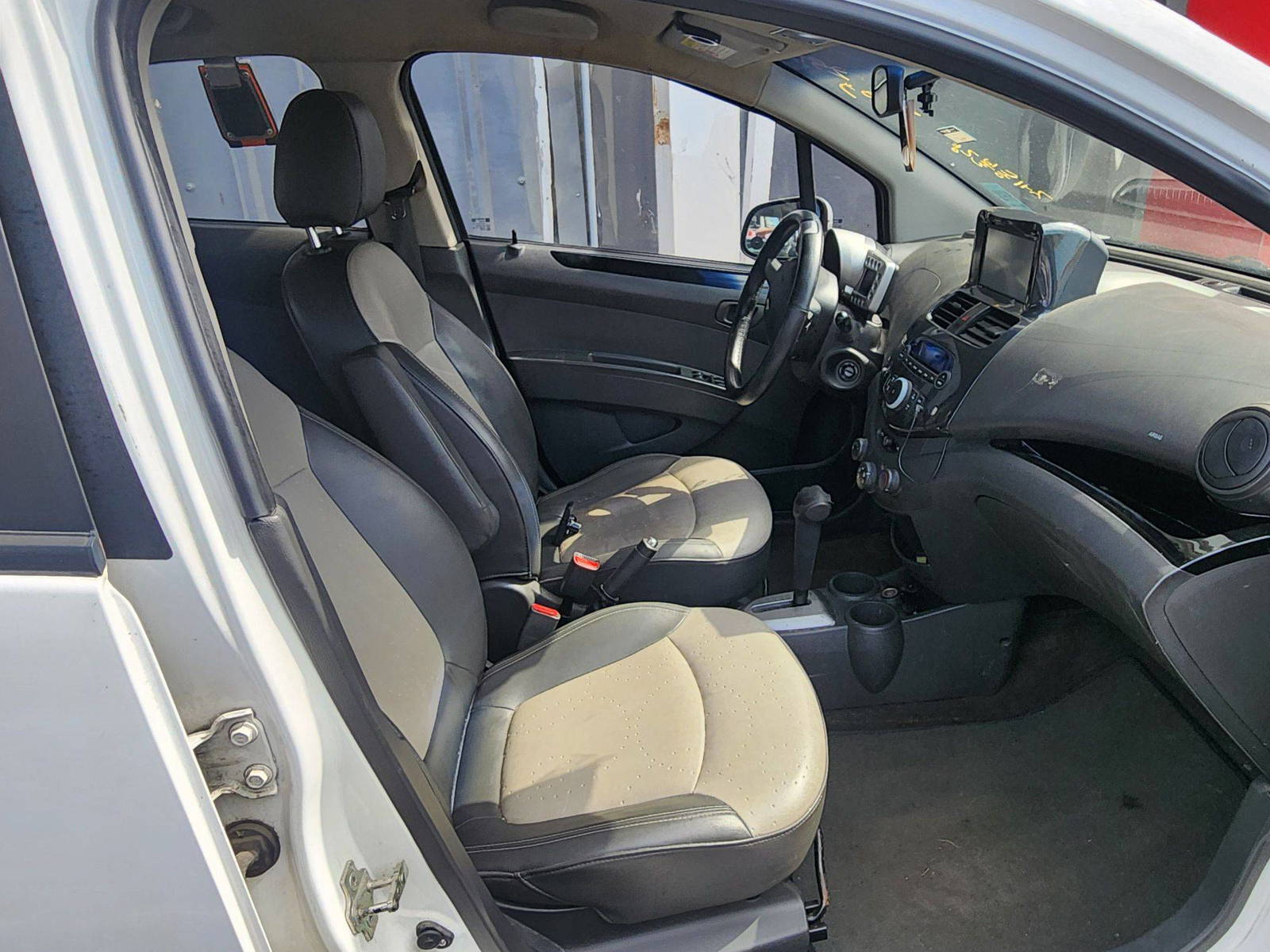2012 CHEVROLET SPARK — 141046 KM — Lot 509467 — Main - Marhaba Auctions Used Cars - Image 8