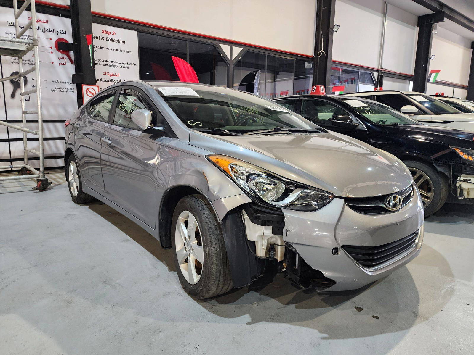 2013 HYUNDAI ELANTRA — 250568 Miles — Lot 20398 — Al Quoz - Marhaba Auctions Used Cars - Image 4