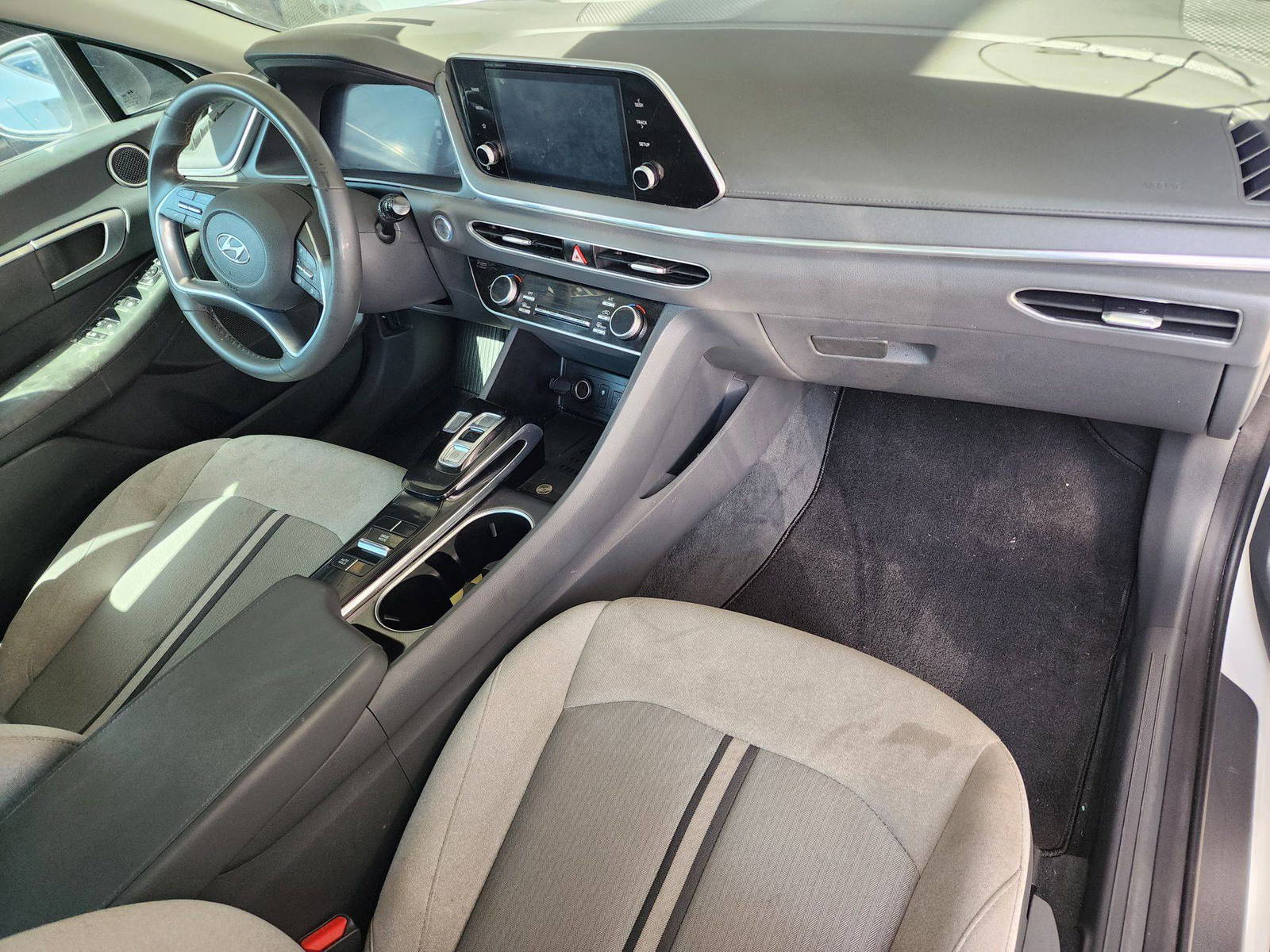 2020 HYUNDAI SONATA — 52468 Miles — Lot 69229453 - Marhaba Auctions Used Cars - Image 5