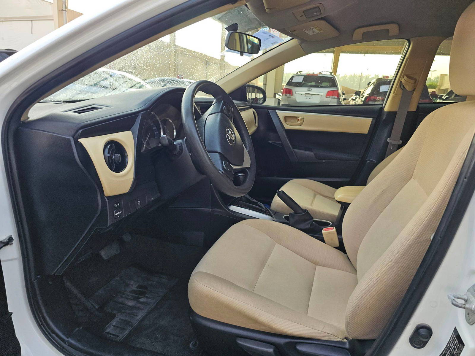 2018 TOYOTA COROLLA — 180266 KM — Lot 9J5214466 — Souq - Marhaba Auctions Used Cars - Image 8