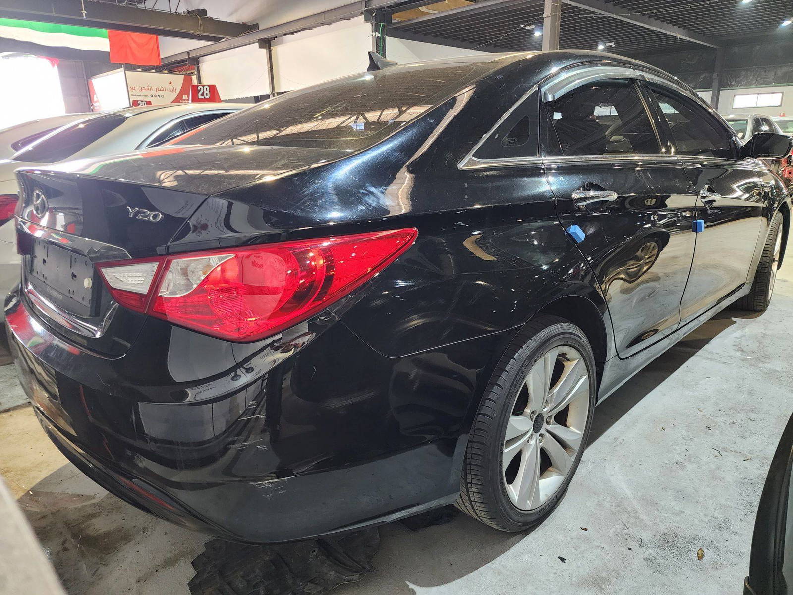 2010 HYUNDAI SONATA — 171309 KM — Lot 77082 — Souq - Marhaba Auctions Used Cars - Image 6