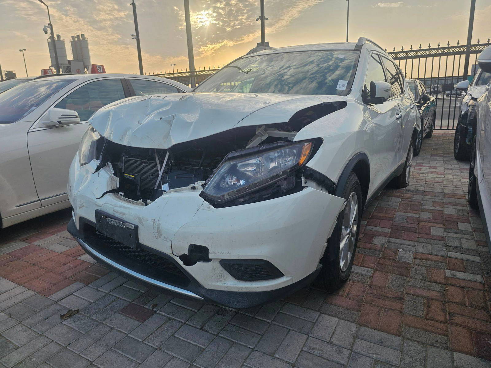 NISSAN ROGUE 2016 - Marhaba Auction Used Cars - Image 3
