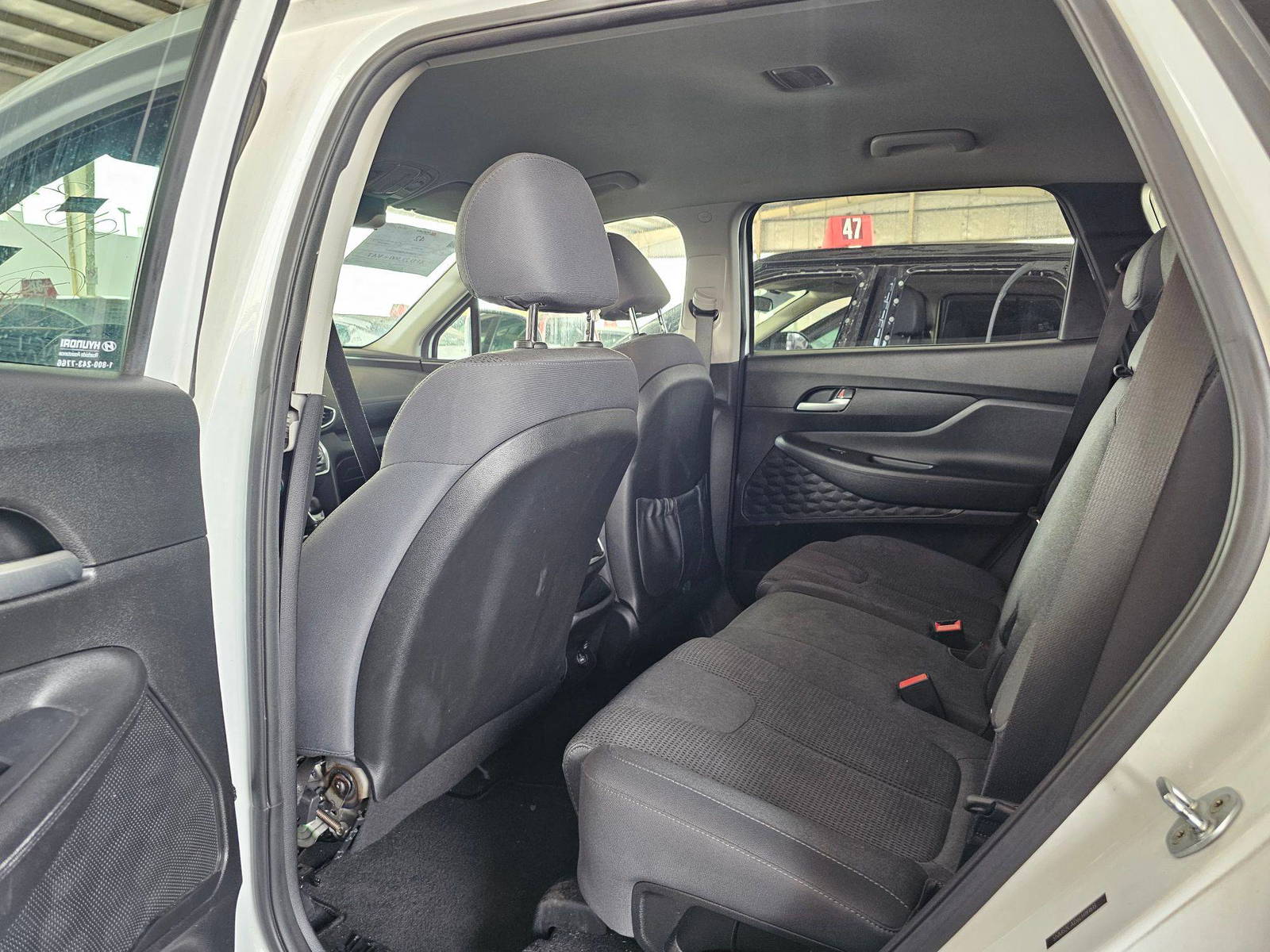 2020 HYUNDAI SANTA FE — 112620 Miles — Lot 91613 — Souq - Marhaba Auctions Used Cars - Image 6