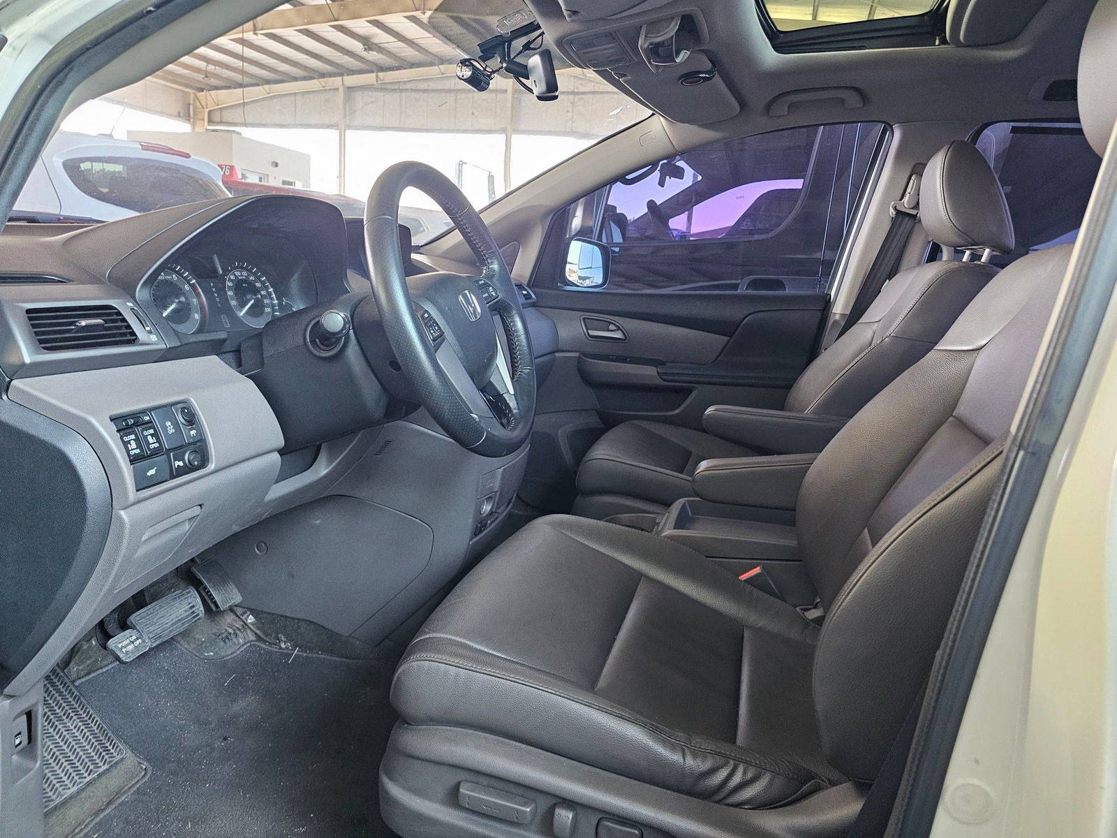 2013 HONDA ODYSSEY — 177722 KM — Lot 601034 — Souq - Marhaba Auctions Used Cars - Image 11