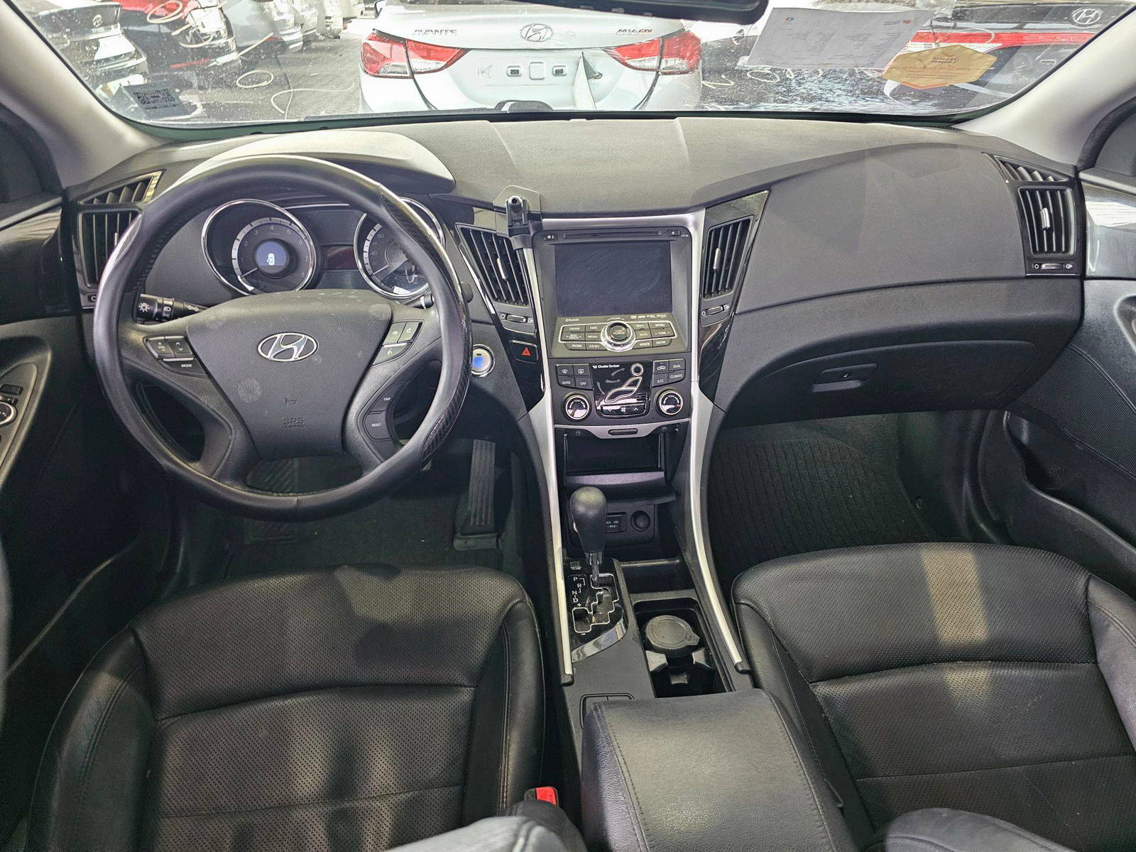 2011 HYUNDAI SONATA — 176588 KM — Lot 275146 — Souq - Marhaba Auctions Used Cars - Image 7