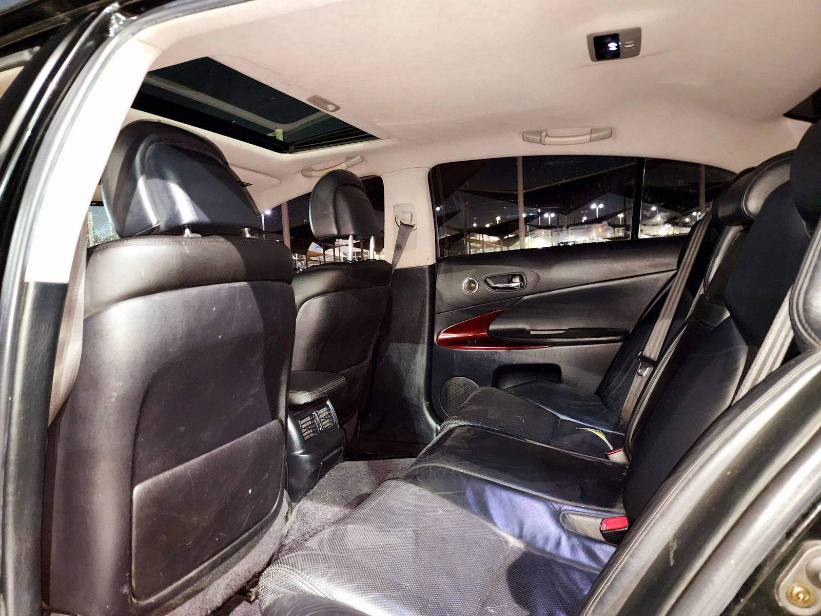 2007 LEXUS GS 430 — 183004 KM — Lot 05012313 — Souq - Marhaba Auctions Used Cars - Image 6