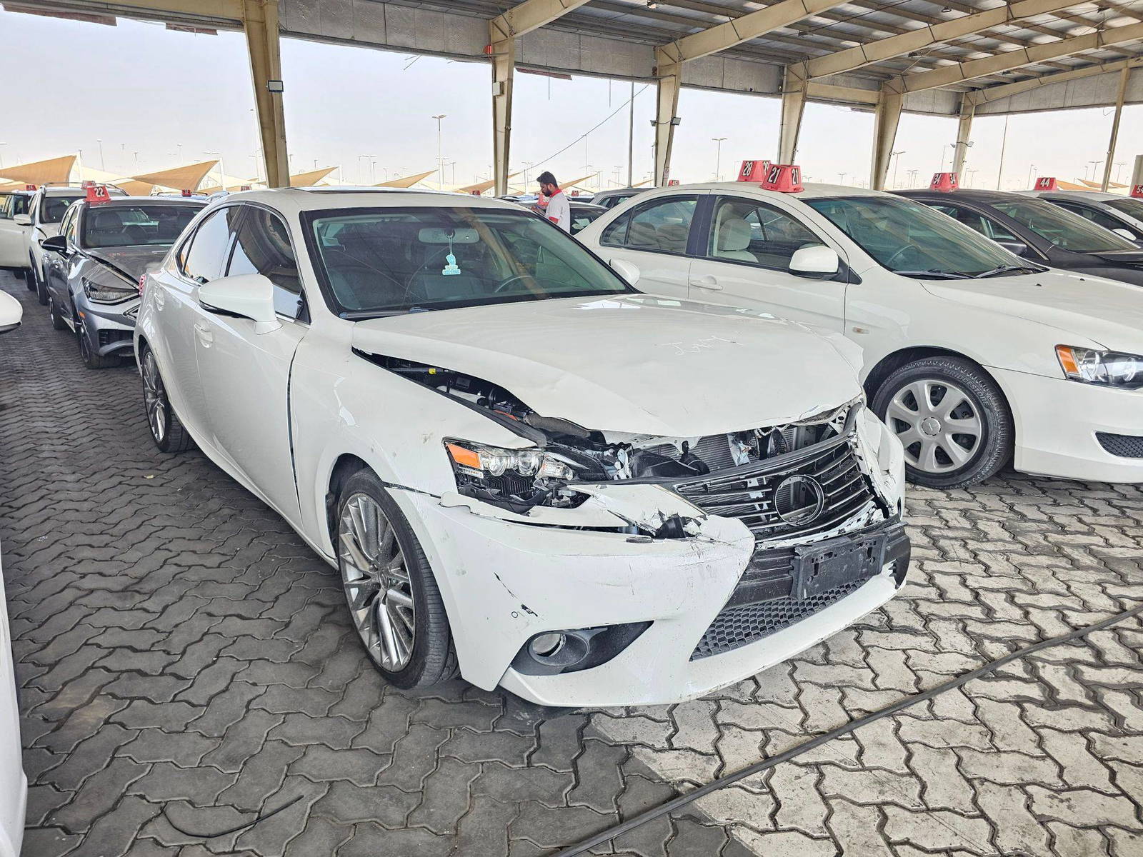 2014 LEXUS IS 250 — 142025 Miles — Lot 5028768 — Souq - Marhaba Auctions Used Cars - Image 4