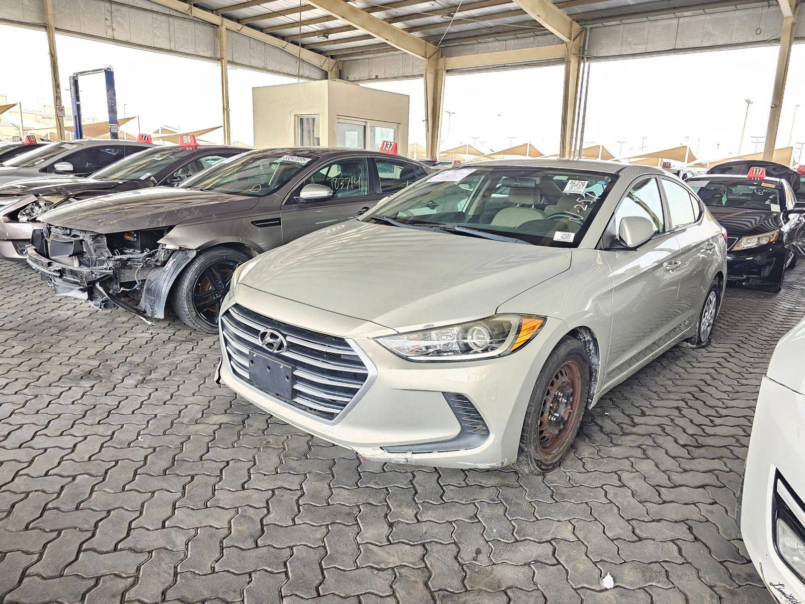 2017 HYUNDAI ELANTRA — 101527 Miles — Lot 422685 — Ind. 12 - Marhaba Auctions Used Cars - Image 5
