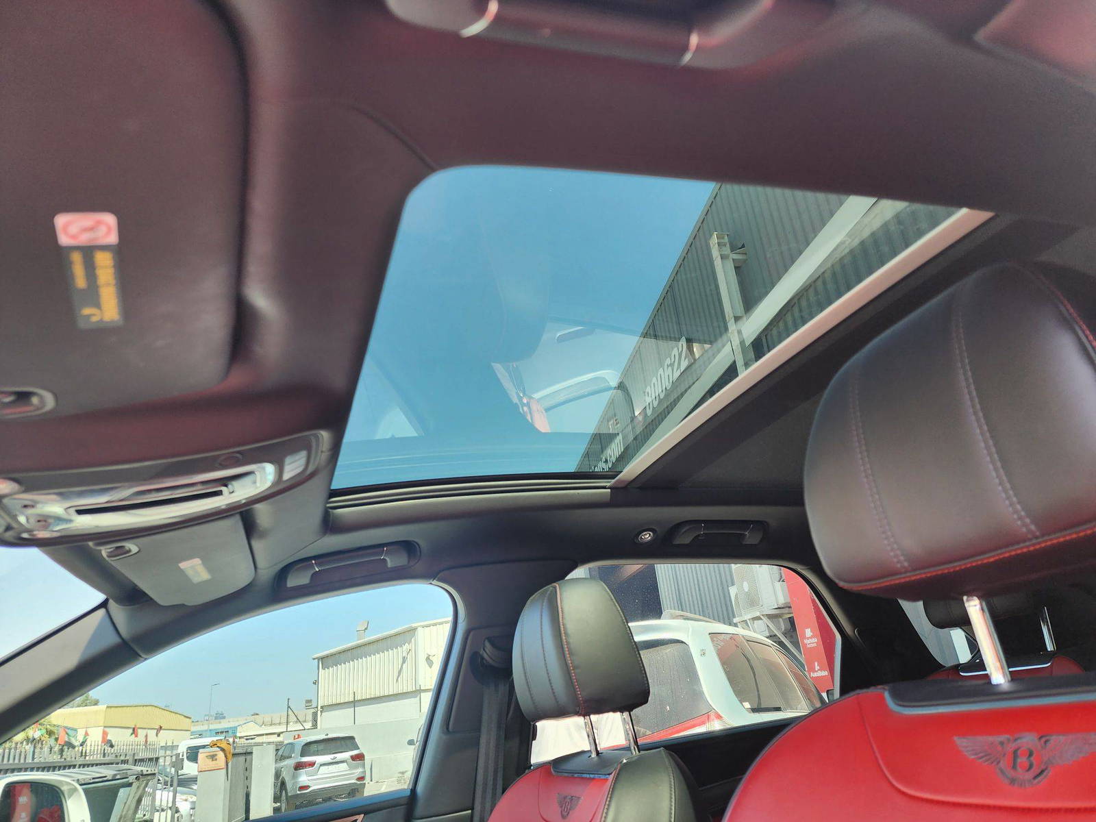 BENTLEY BENTAYGA 2019 - Marhaba Auction Used Cars - Image 8