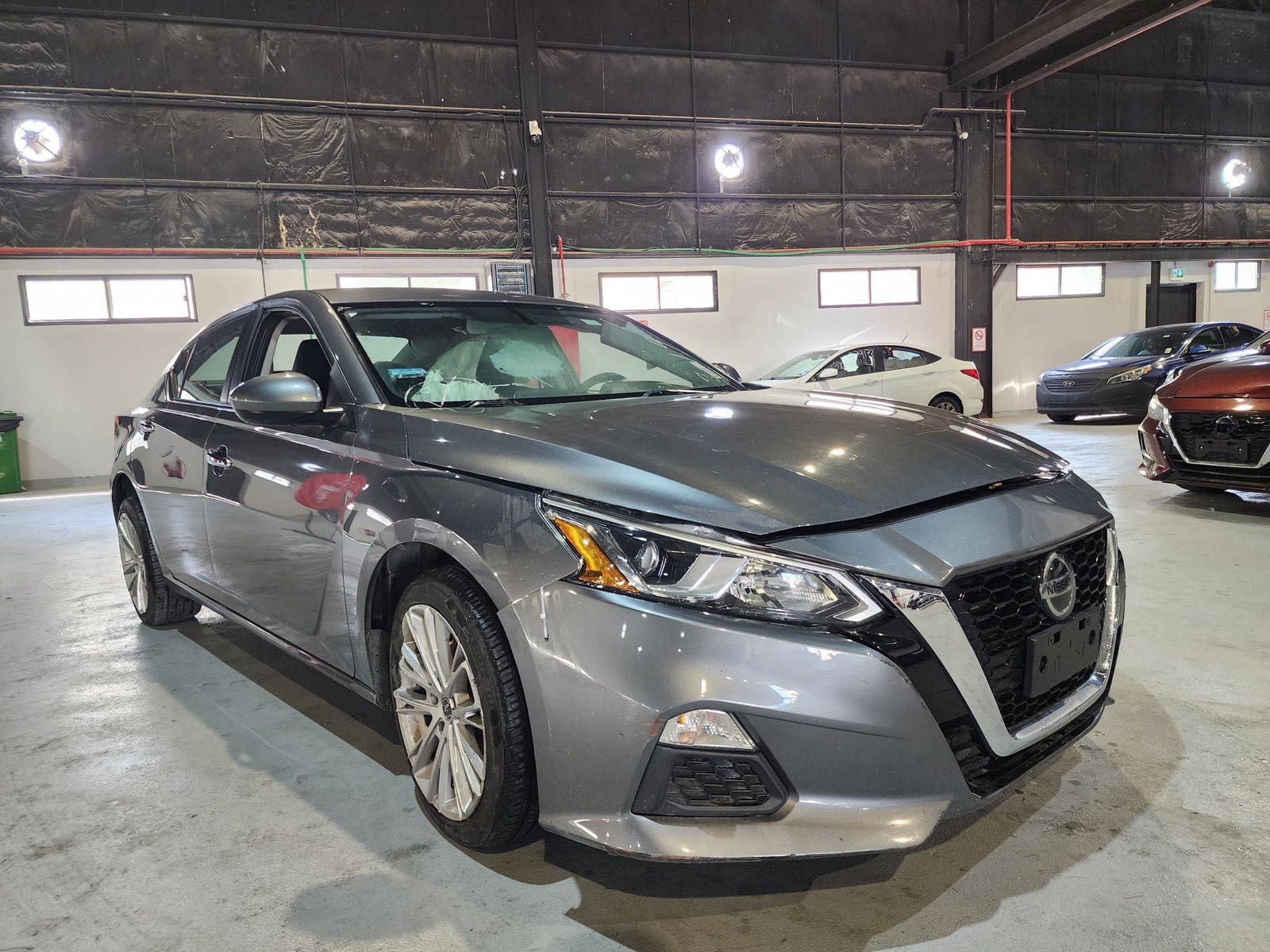2019 NISSAN ALTIMA — 71758 Miles — Lot 47397524 — Ind. 12 - Marhaba Auctions Used Cars - Image 5