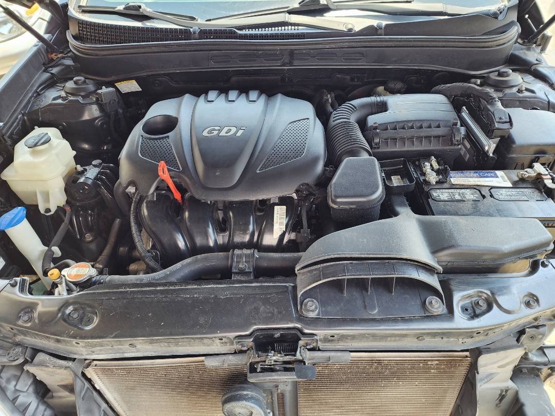 2011 HYUNDAI SONATA — 157752 Miles — Lot H257036 - Marhaba Auctions Used Cars - Image 8