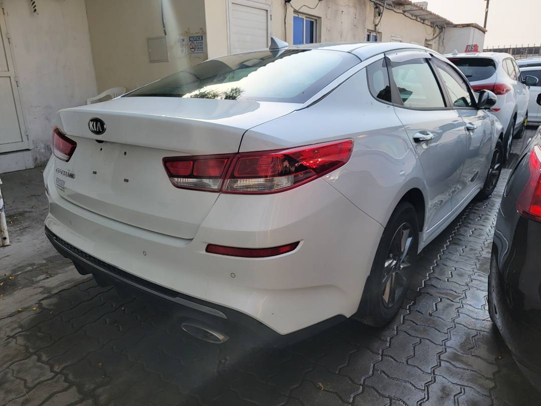 2019 KIA OPTIMA — 115990 Miles — Lot 86151584 — Souq - Marhaba Auctions Used Cars - Image 4
