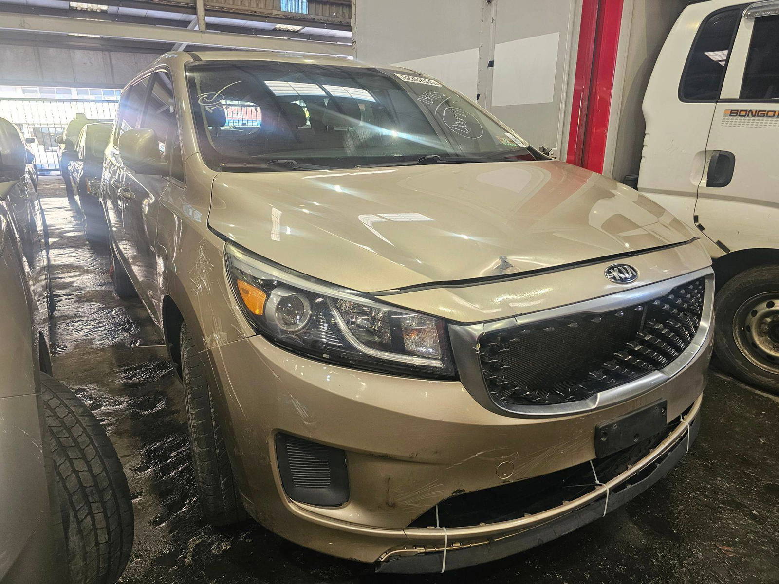 2016 KIA SEDONA — 125643 Miles — Lot G6124983 — Main - Marhaba Auctions Used Cars - Image 4