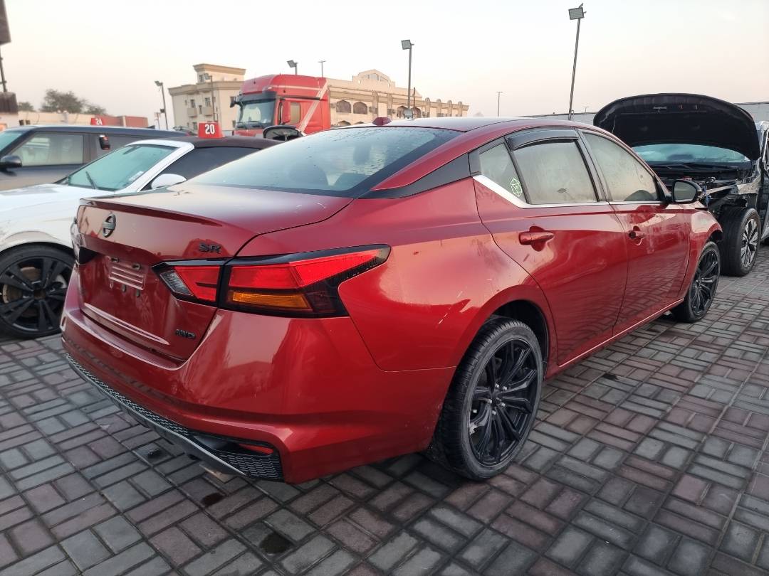 2019 NISSAN ALTIMA — 97902 Miles — Lot 125487 — Main - Marhaba Auctions Used Cars - Image 4