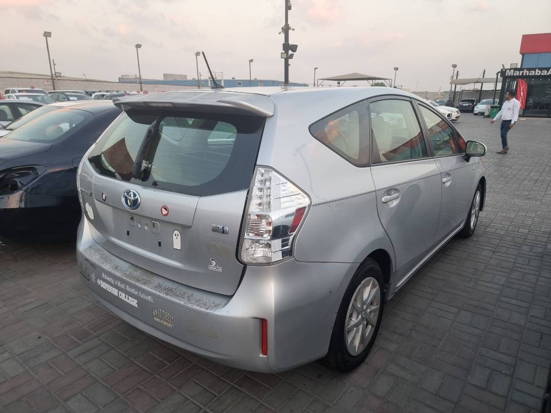 2013 TOYOTA PRIUS V — 218996 Miles — Lot 3285722 — Ind. 12 - Marhaba Auctions Used Cars - Image 5
