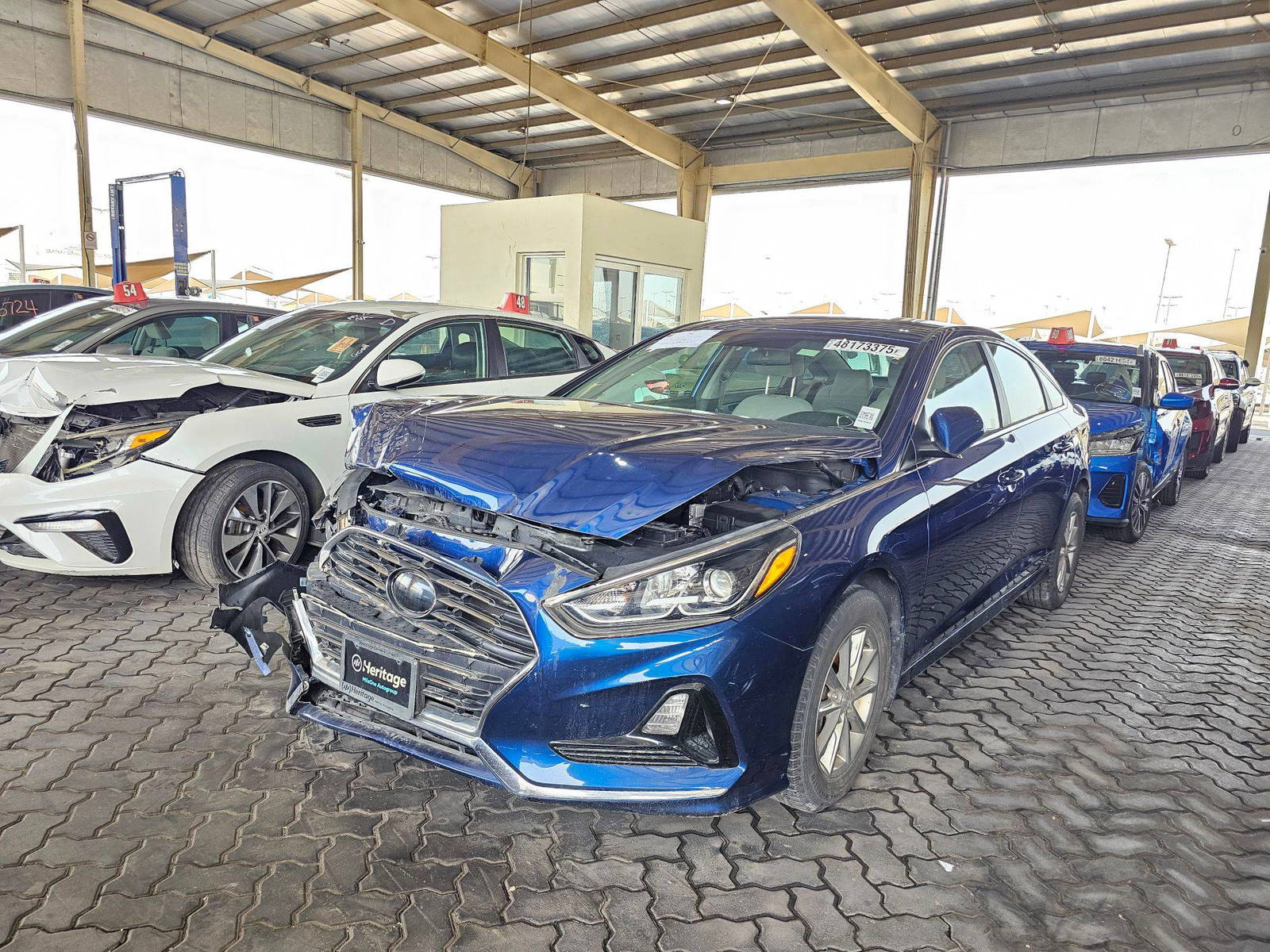 2018 HYUNDAI SONATA — 111995 Miles — Lot F6JH663166 — Main - Marhaba Auctions Used Cars - Image 5