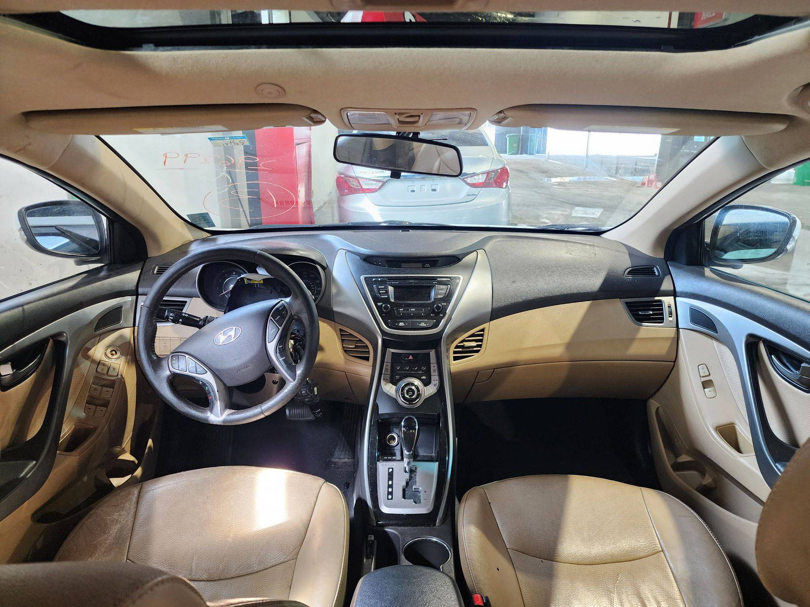 2013 HYUNDAI ELANTRA — 185168 Miles — Lot 296299 — Al Quoz - Marhaba Auctions Used Cars - Image 8