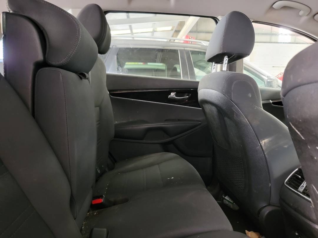 2019 KIA SORENTO — 113264 Miles — Lot 38218057 - Marhaba Auctions Used Cars - Image 4