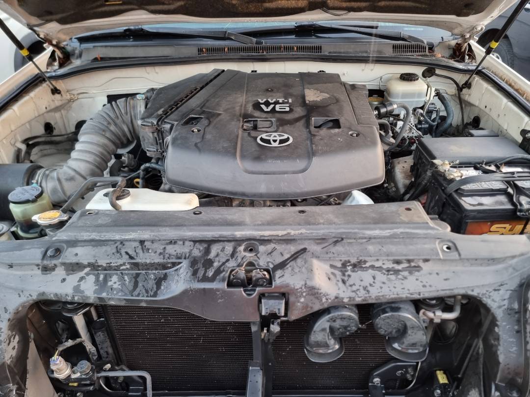 2006 TOYOTA 4RUNNER SR5 — 254906 Miles — Lot 215487 — Ind. 12 - Marhaba Auctions Used Cars - Image 10