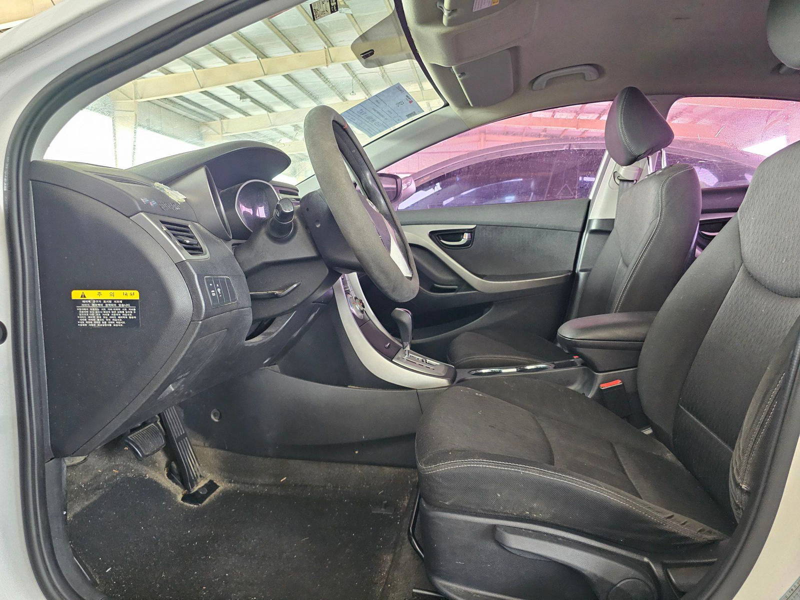2012 HYUNDAI AVANTE — 280162 KM — Lot 606910 — Souq - Marhaba Auctions Used Cars - Image 8