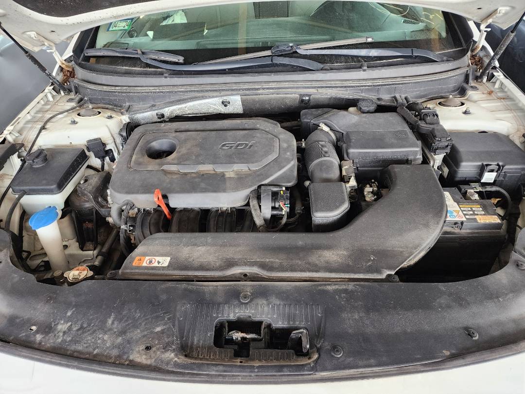 2016 HYUNDAI SONATA — 58278 Miles — Lot 78462433 — Souq - Marhaba Auctions Used Cars - Image 3