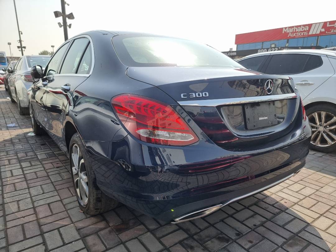 2017 MERCEDES BENZ C300 — 121184 Miles — Lot 183102 — Souq - Marhaba Auctions Used Cars - Image 4