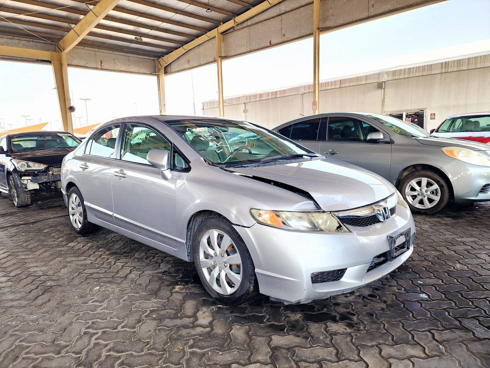 2011 HONDA CIVIC — 216704 Miles — Lot 75356024 — Souq - Marhaba Auctions Used Cars - Image 4