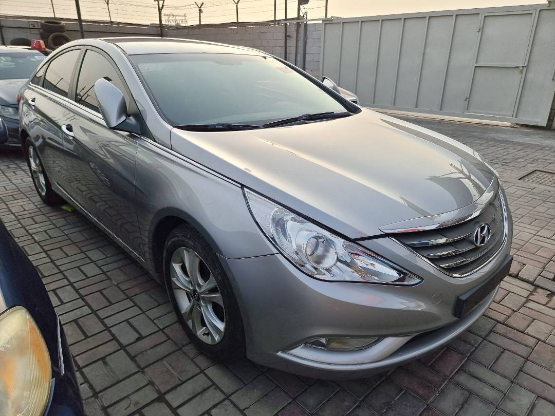2012 HYUNDAI SONATA — 216553 KM — Lot 214587 — Main - Marhaba Auctions Used Cars - Image 3