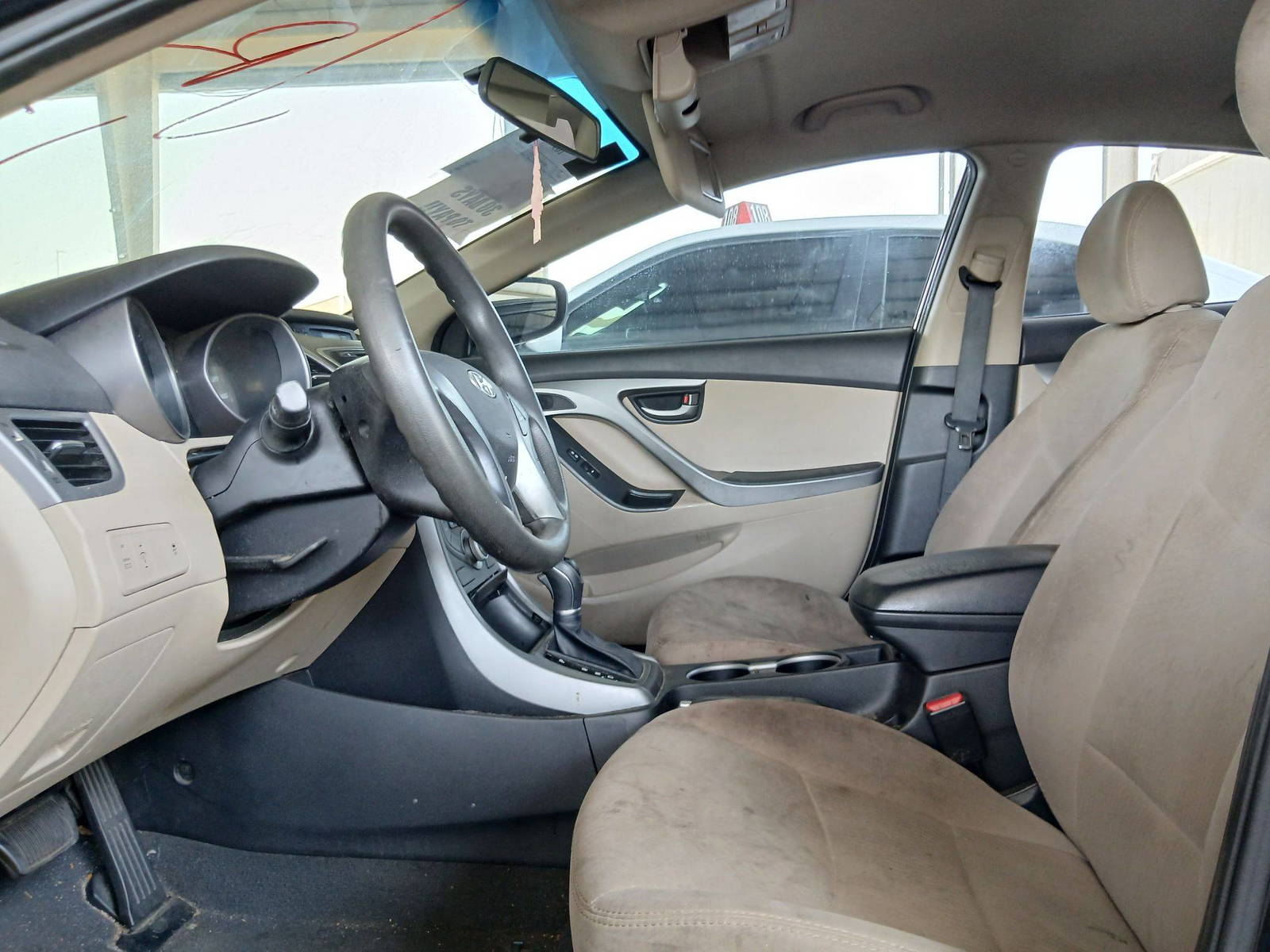 2016 HYUNDAI ELANTRA — 200904 Miles — Lot 338803 — Souq - Marhaba Auctions Used Cars - Image 8