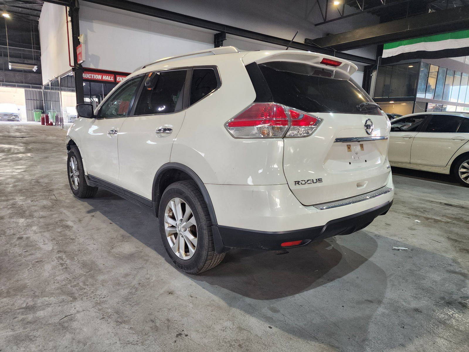 2016 NISSAN ROGUE — 132080 Miles — Lot T2MV5GP626870 — Souq - Marhaba Auctions Used Cars - Image 5
