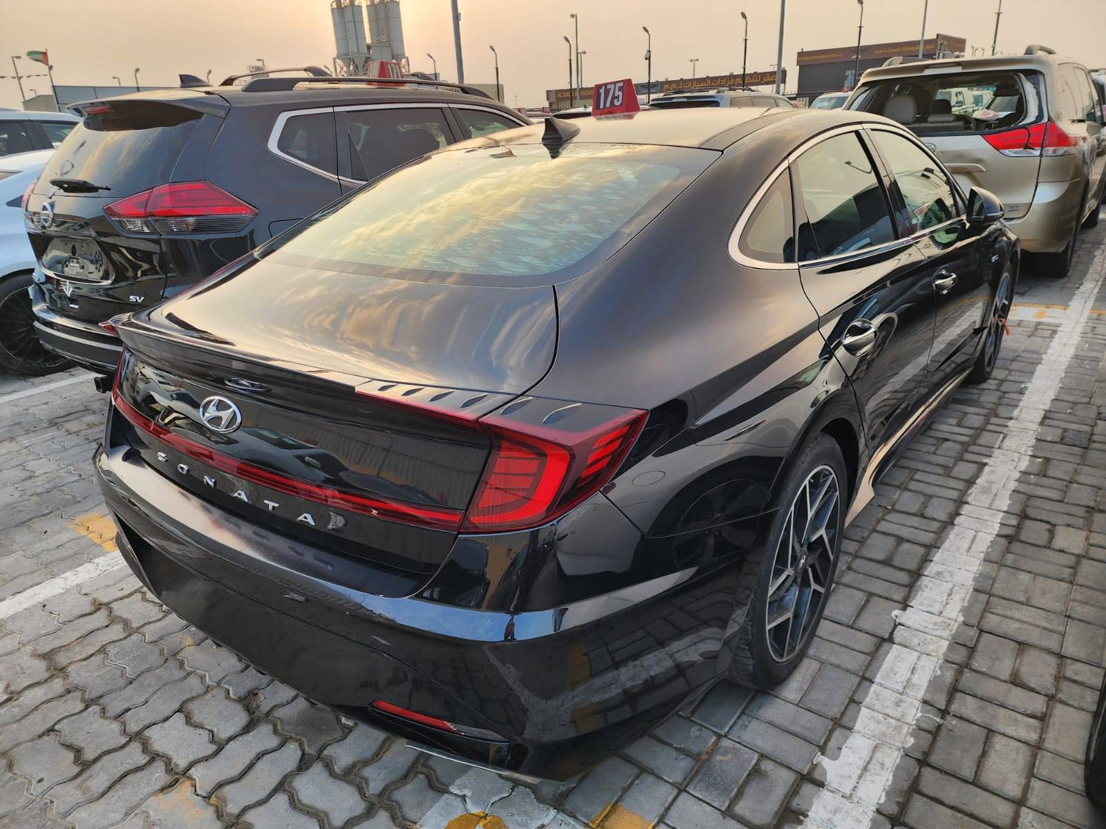 HYUNDAI SONATA