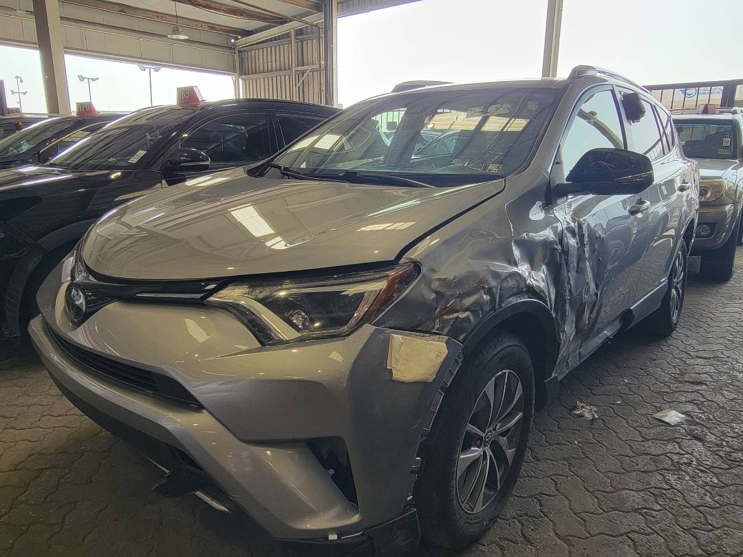 2018 TOYOTA RAV4 — 92155 Miles — Lot D186322 — Main - Marhaba Auctions Used Cars - Image 4