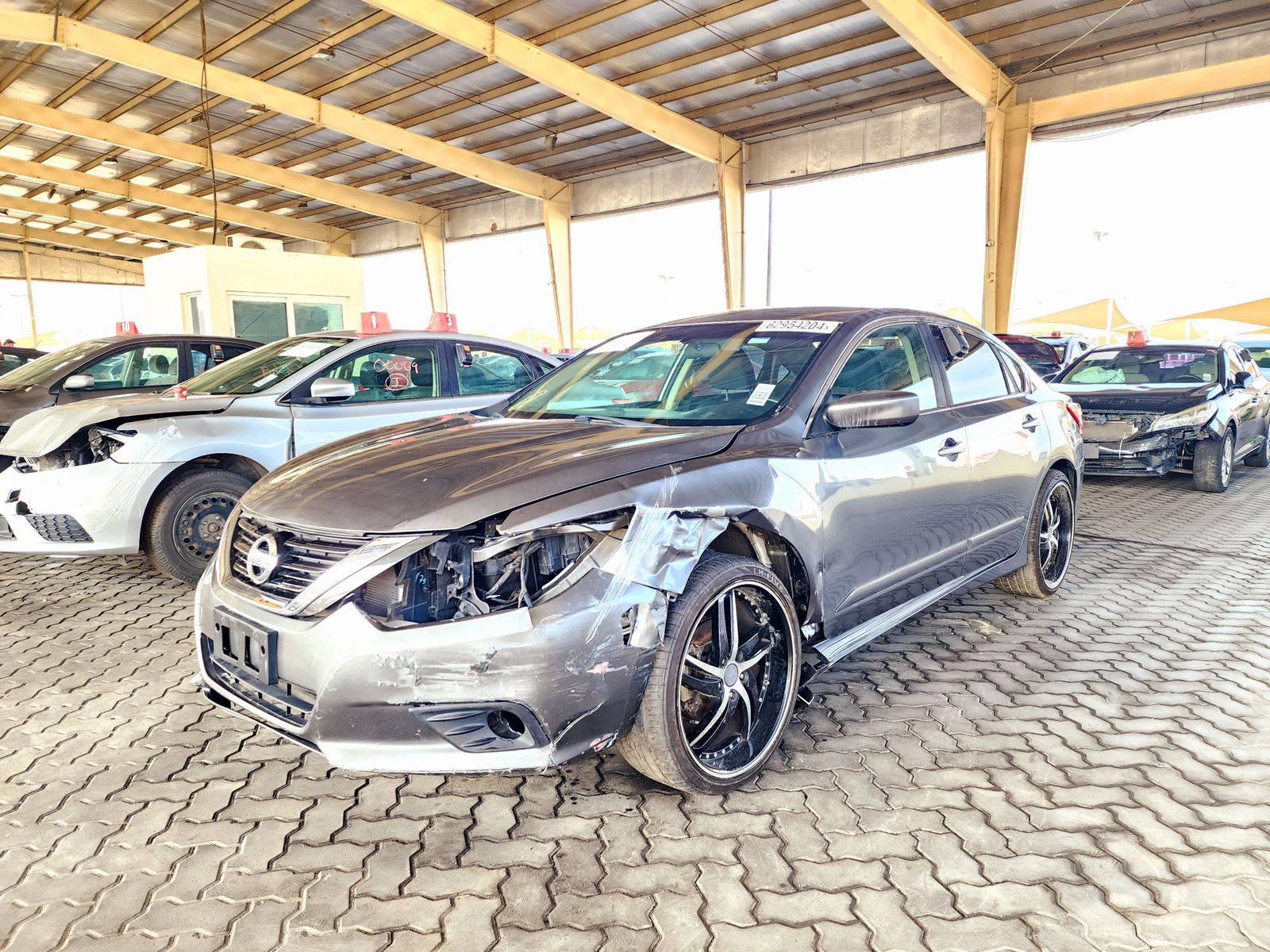 2016 NISSAN ALTIMA — 112753 Miles — Lot C207119 — Souq - Marhaba Auctions Used Cars - Image 5